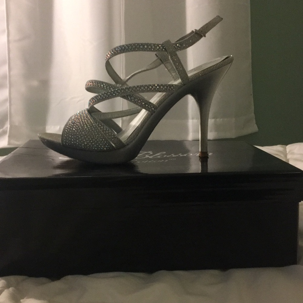 Prom shoes